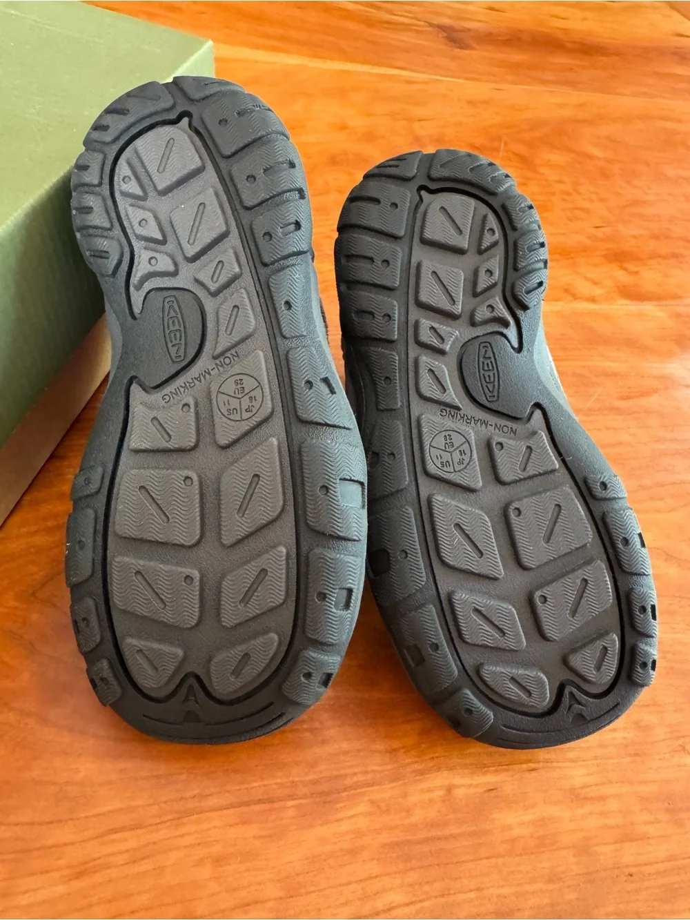 Keen Kids Chukka Purple & Gray Waterproof Ankle Boot
